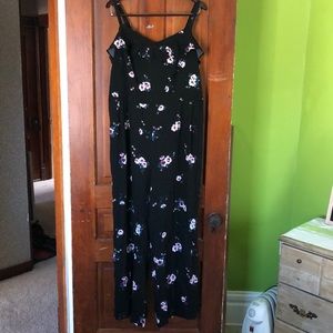 Torrid size 2 flowered jumpsuit, NWT